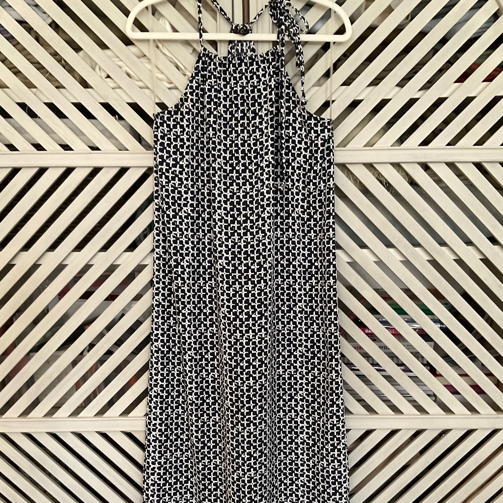 Dark navy and white maxi dress. Geometric pattern. Adjustable at neckline.